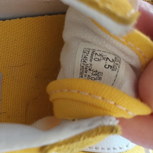 Vans - Picture 7 of 7